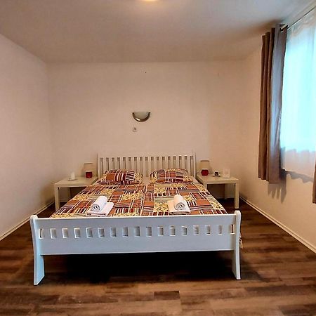 House Mesic Apartment Smoljanac Room photo