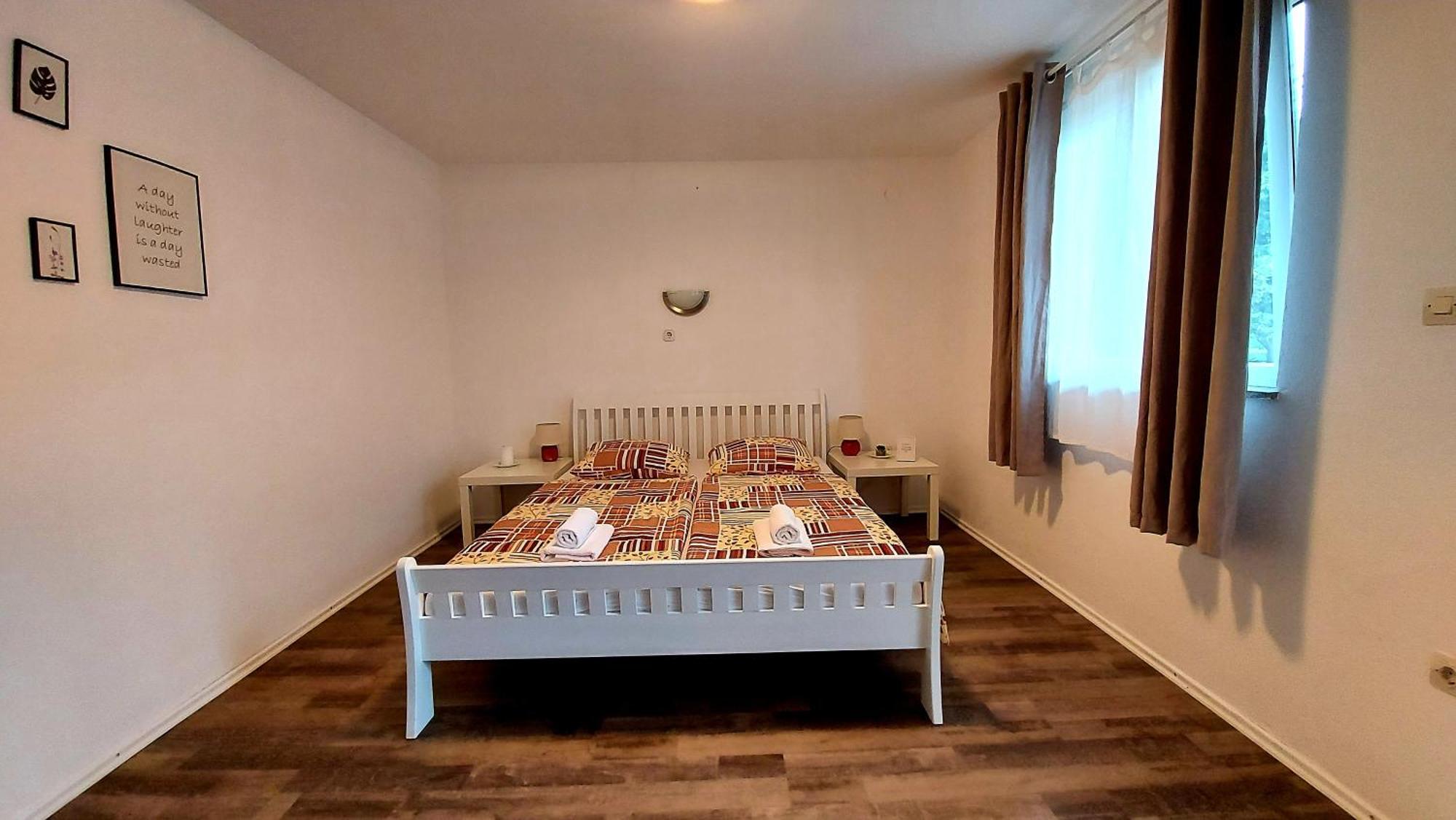 House Mesic Apartment Smoljanac Room photo
